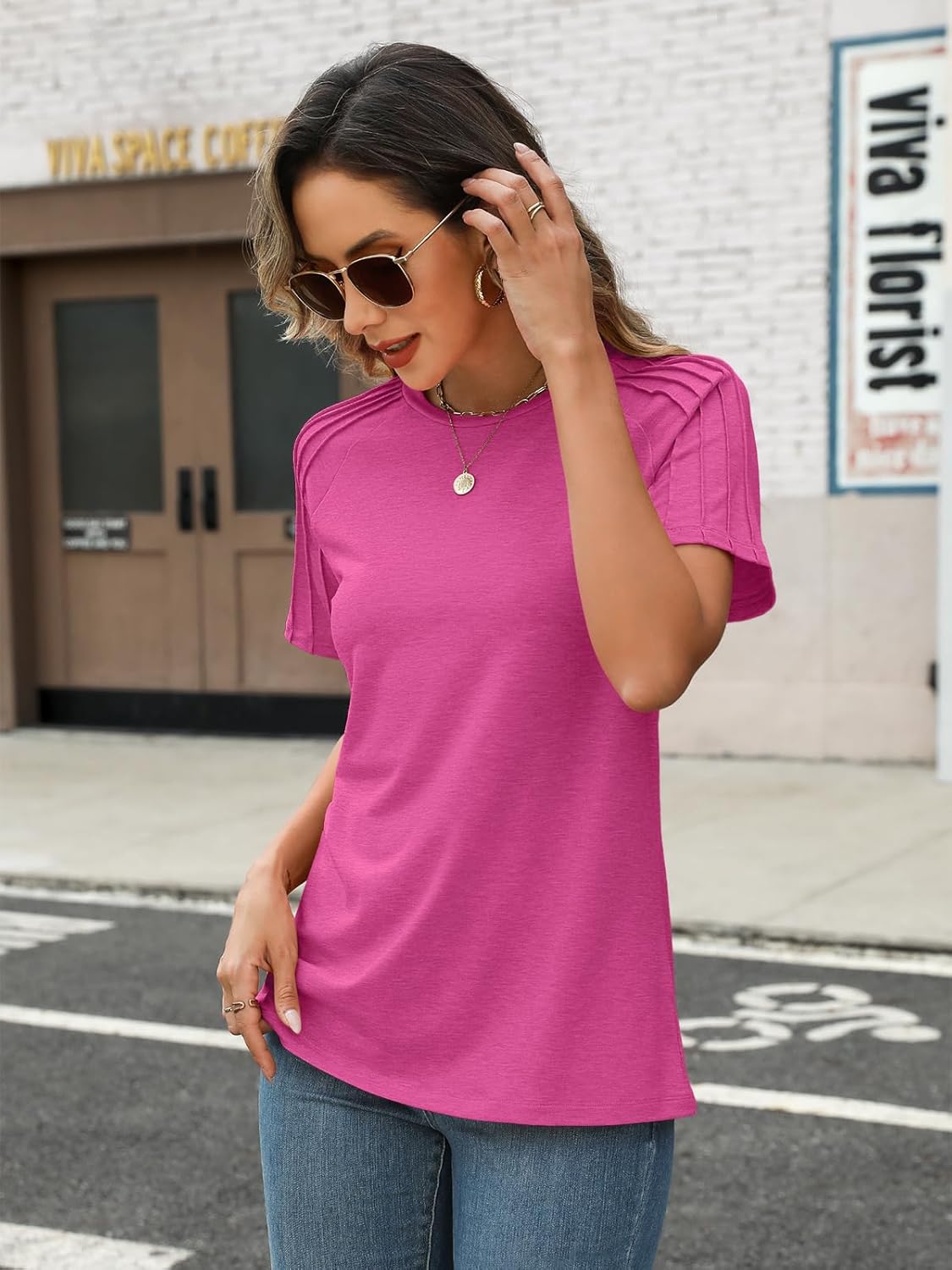 Women's Summer Short Sleeve Tops Crewneck Pleated T Shirts Casual Tees