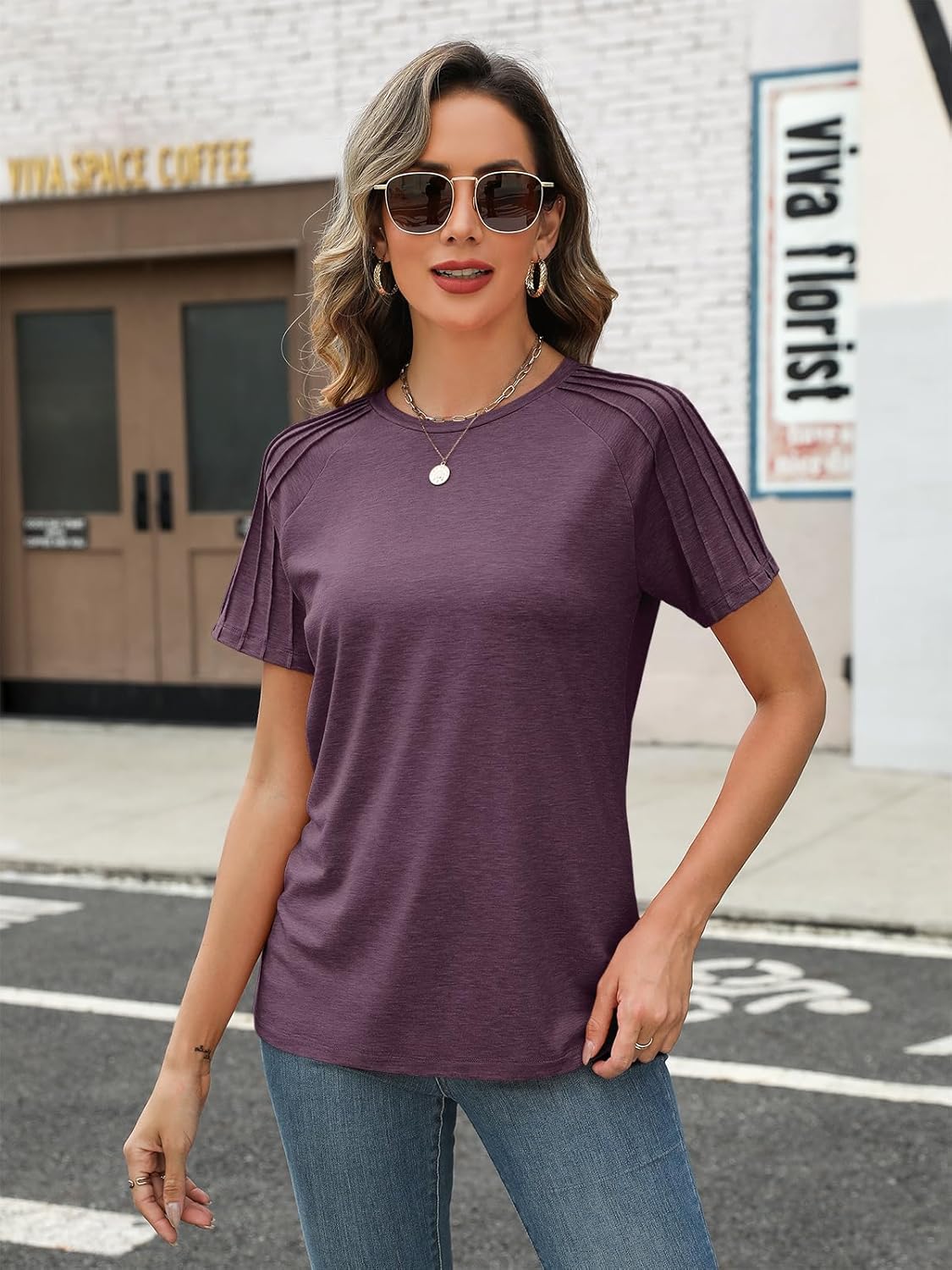 Women's Summer Short Sleeve Tops Crewneck Pleated T Shirts Casual Tees